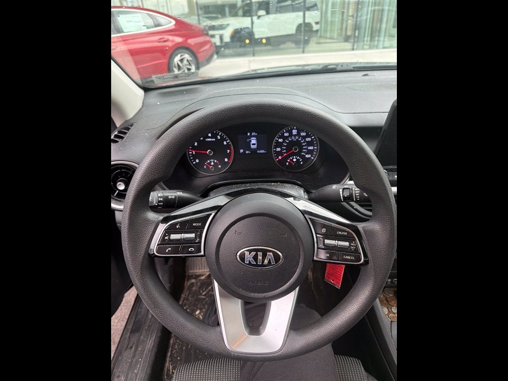 Used 2021 Gray Kia LXS image 11