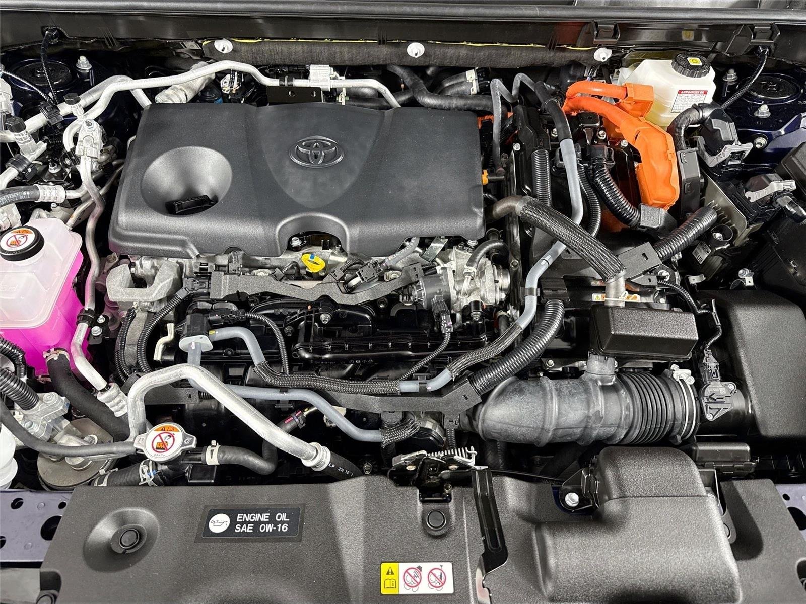 2025 Toyota RAV4 XSE - Photo 49