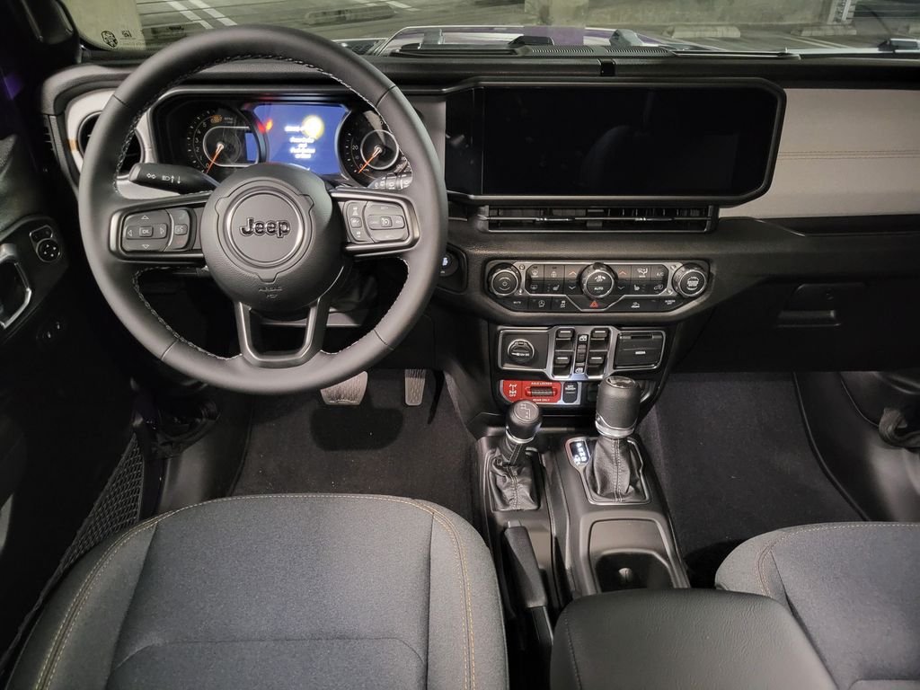 2026 Jeep Wrangler 4-Door photo 4