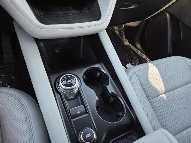 New 2027 Avalanche Gray Ford Platinum™ image 9