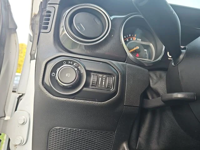Used 2021 White Jeep Unlimited Sport Altitude image 22