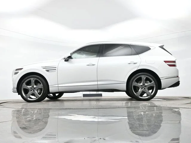 Used 2023 Uyuni White Genesis 4DR AWD 2.5 image 31