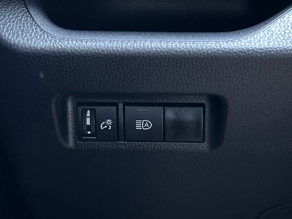 Certified Used 2025 Silver Toyota LE image 26
