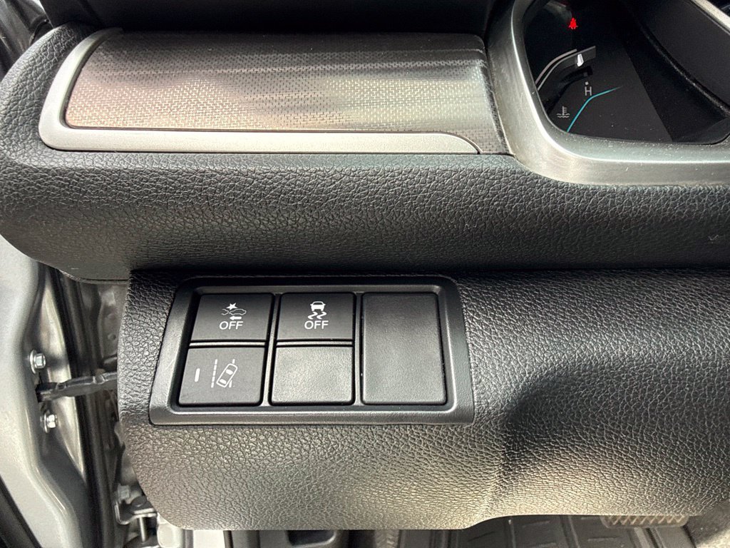 Used 2020 Lunar Silver Metallic Honda EX image 17