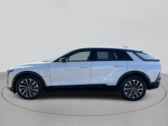 Used 2024 Cadillac LYRIQ Sport 1 with VIN 1GYKPTRL8RZ138598 for sale in St. Clair Shores, MI
