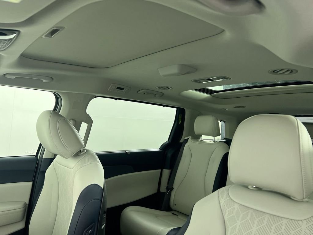 New 2026 Ivory Silver Kia EX image 21