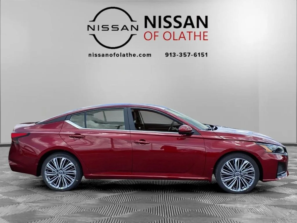 New 2026 Scarlet Ember Tintcoat Nissan SV image 29