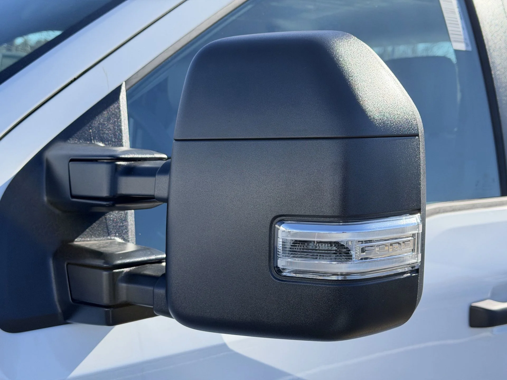 New 2026 Oxford White Ford F-250® XL image 28