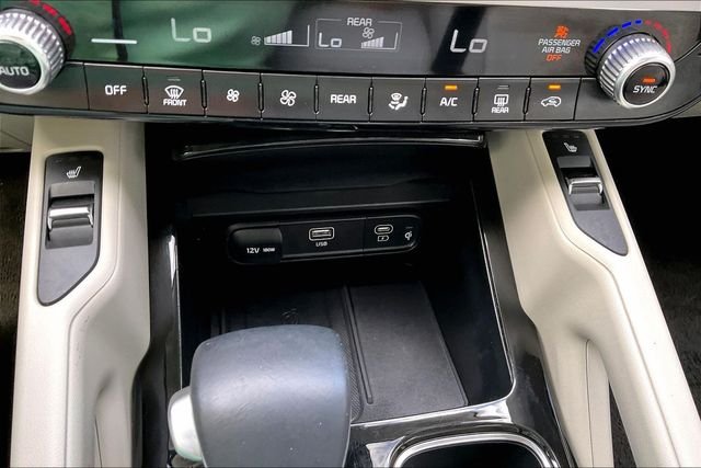 Used 2025 Gray Kia S image 29