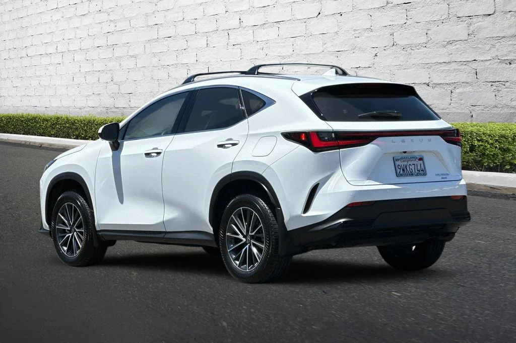 Certified Used 2026 White Lexus 350h Premium image 7