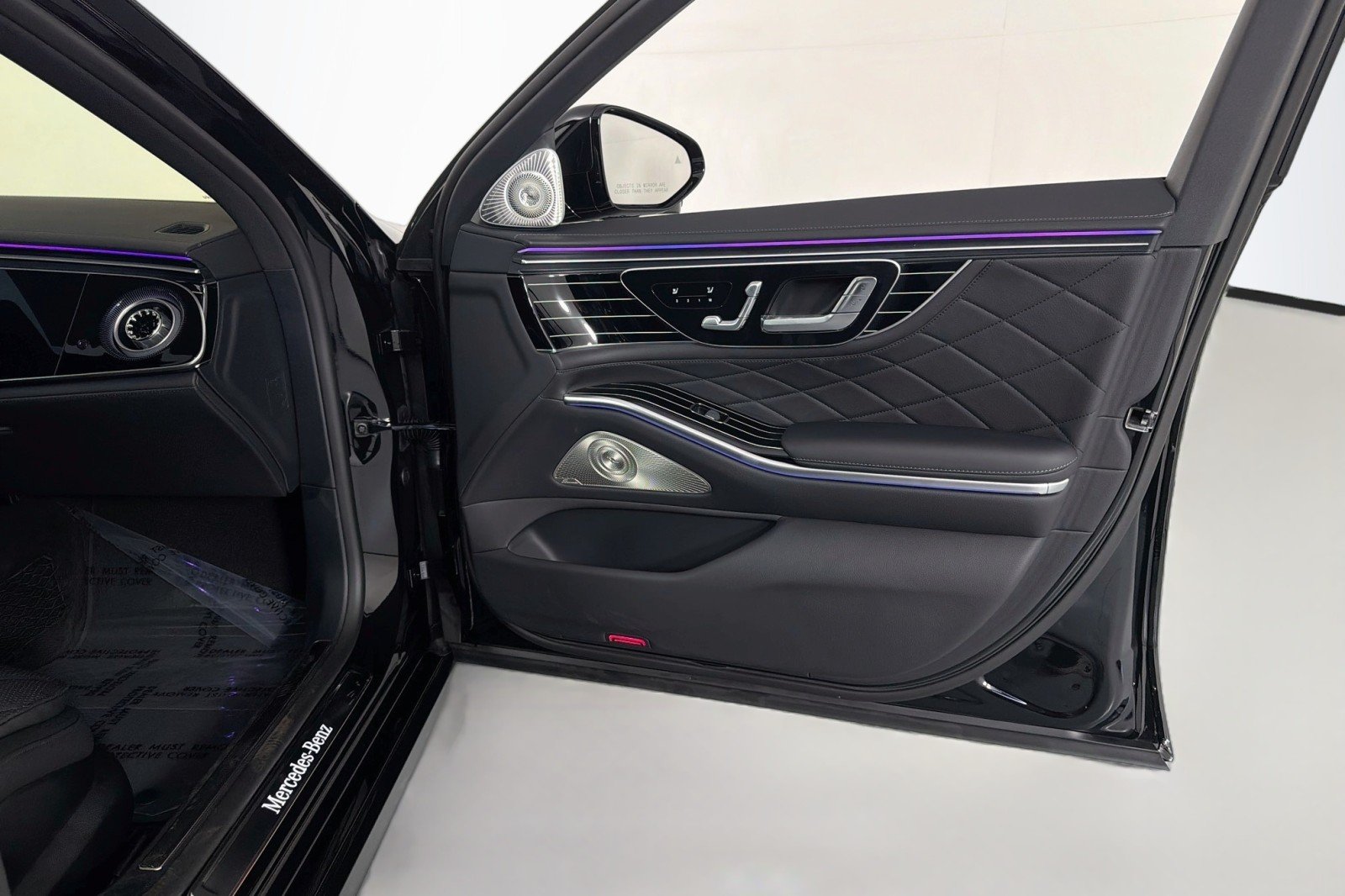 New 2027 Obsidian Black Metallic Mercedes-Benz S 580 4MATIC® Sedan image 26