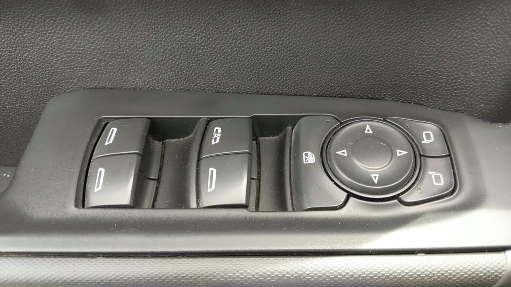 Used 2021 Black Chevrolet Custom image 16