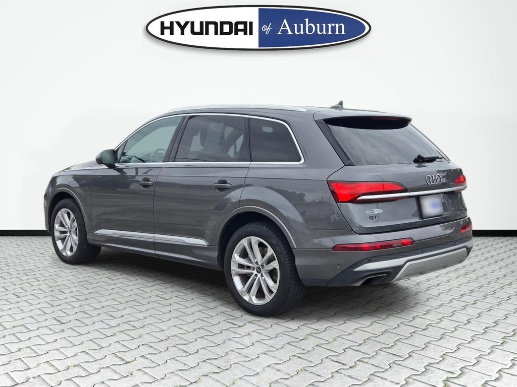 Used 2025 Gray Audi Premium Plus image 7