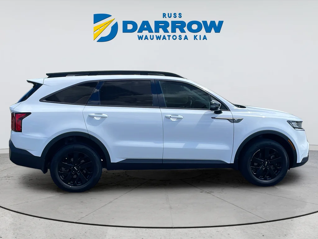 Used 2022 White Kia S X-LINE image 6