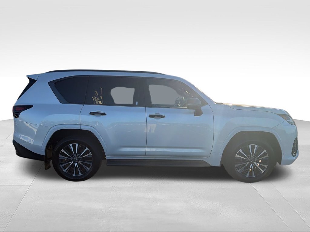 Used 2026 White Lexus 600 Premium image 6