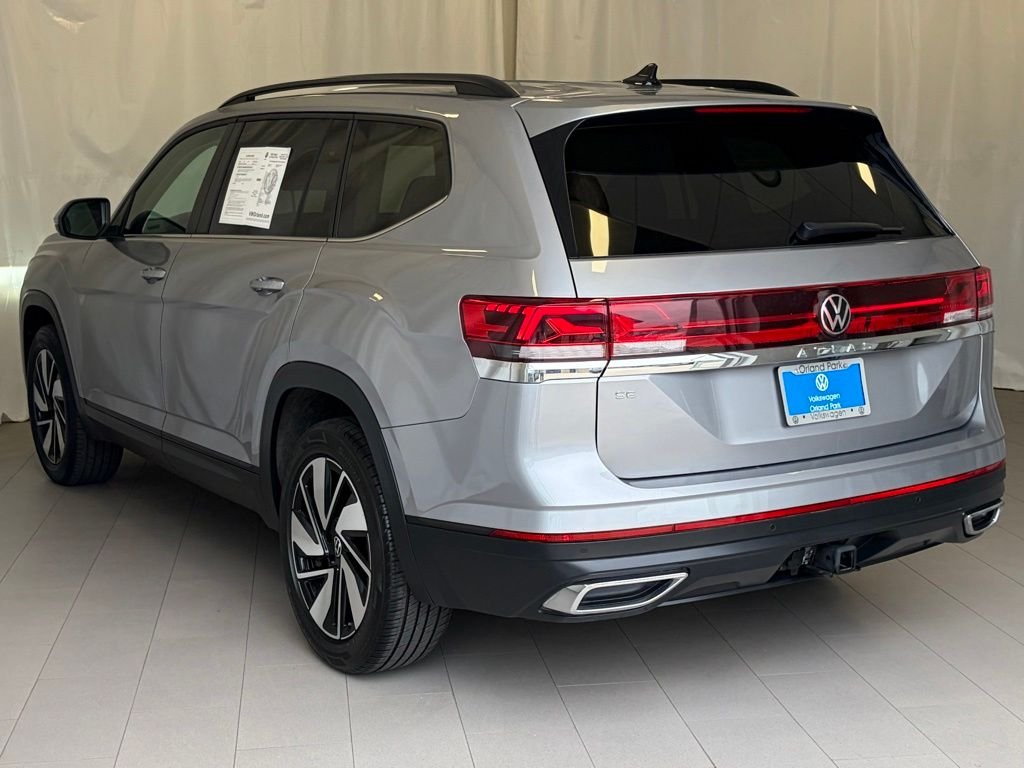 Certified Used 2025 Silver Mist Metallic Volkswagen 2.0T SE w/Technology image 4