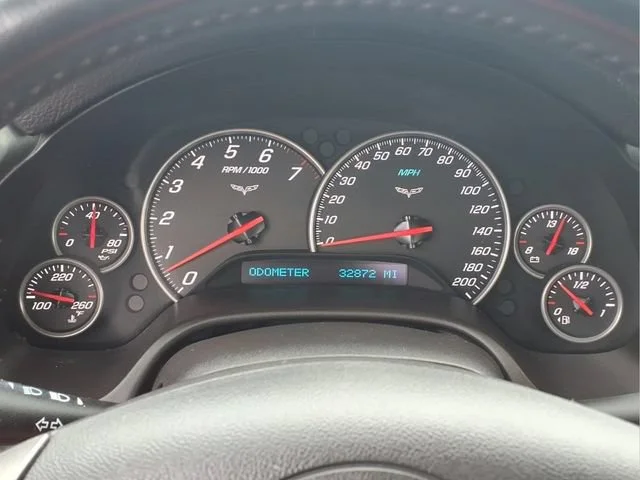 Used 2007 Victory Red Chevrolet Y image 9