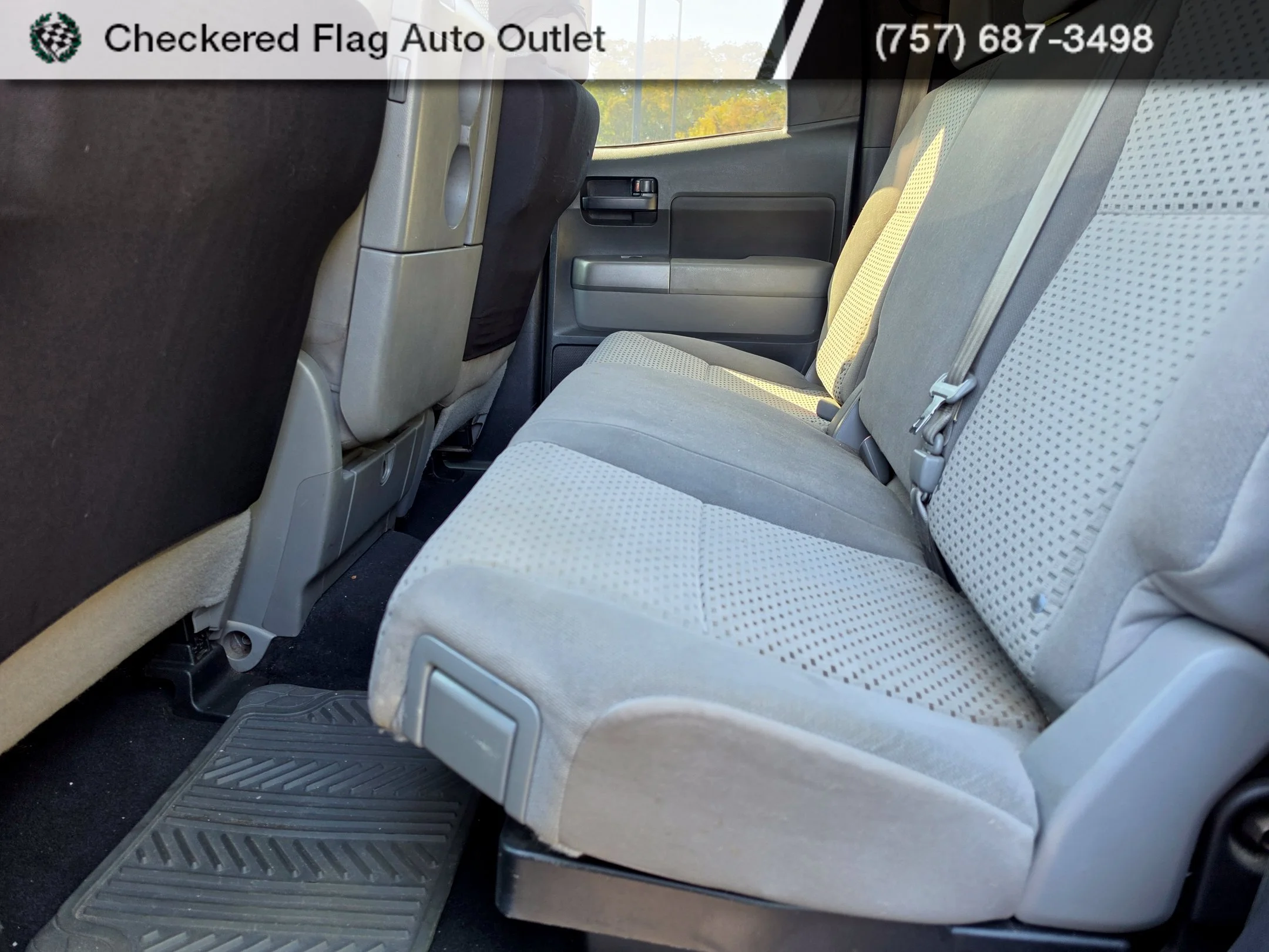 Used 2012 Spruce Mica Toyota Grade image 19