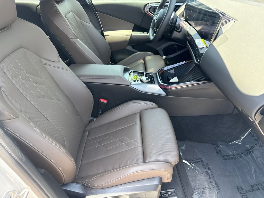 Used 2025 White BMW 30 xDrive image 13