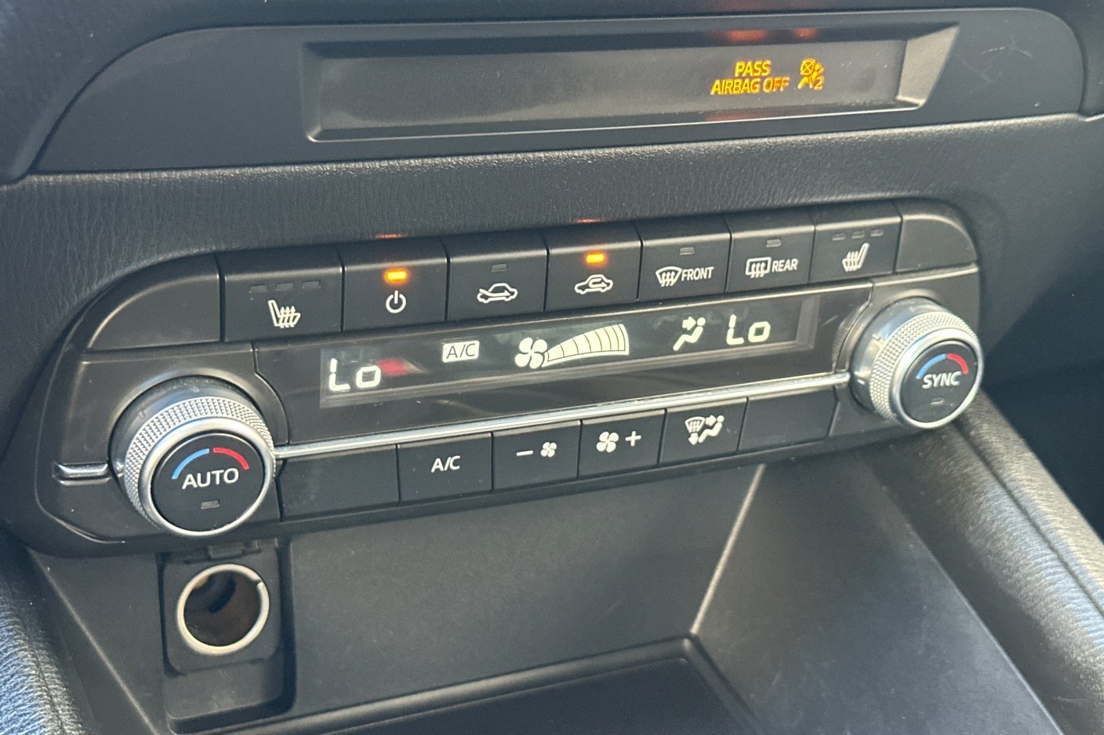 Used 2020 GREY Mazda Touring image 19