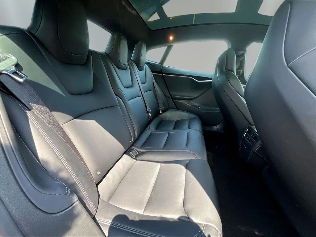 Used 2020  Tesla Performance image 24
