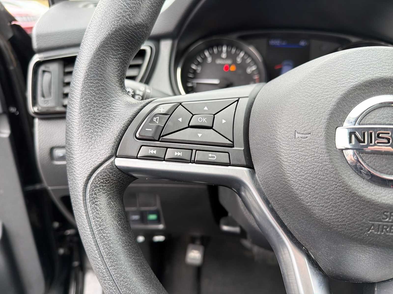 Used 2020 Magnetic Black Pearl Nissan S image 24