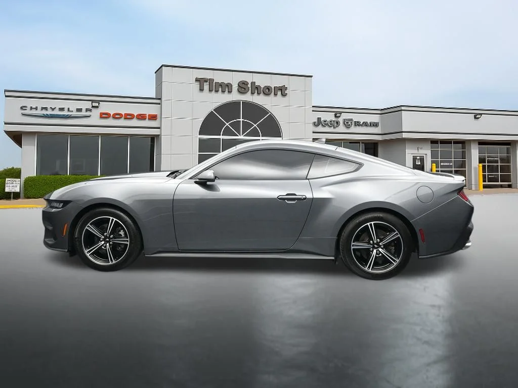 Used 2025 Gray Ford EcoBoost Premium image 2