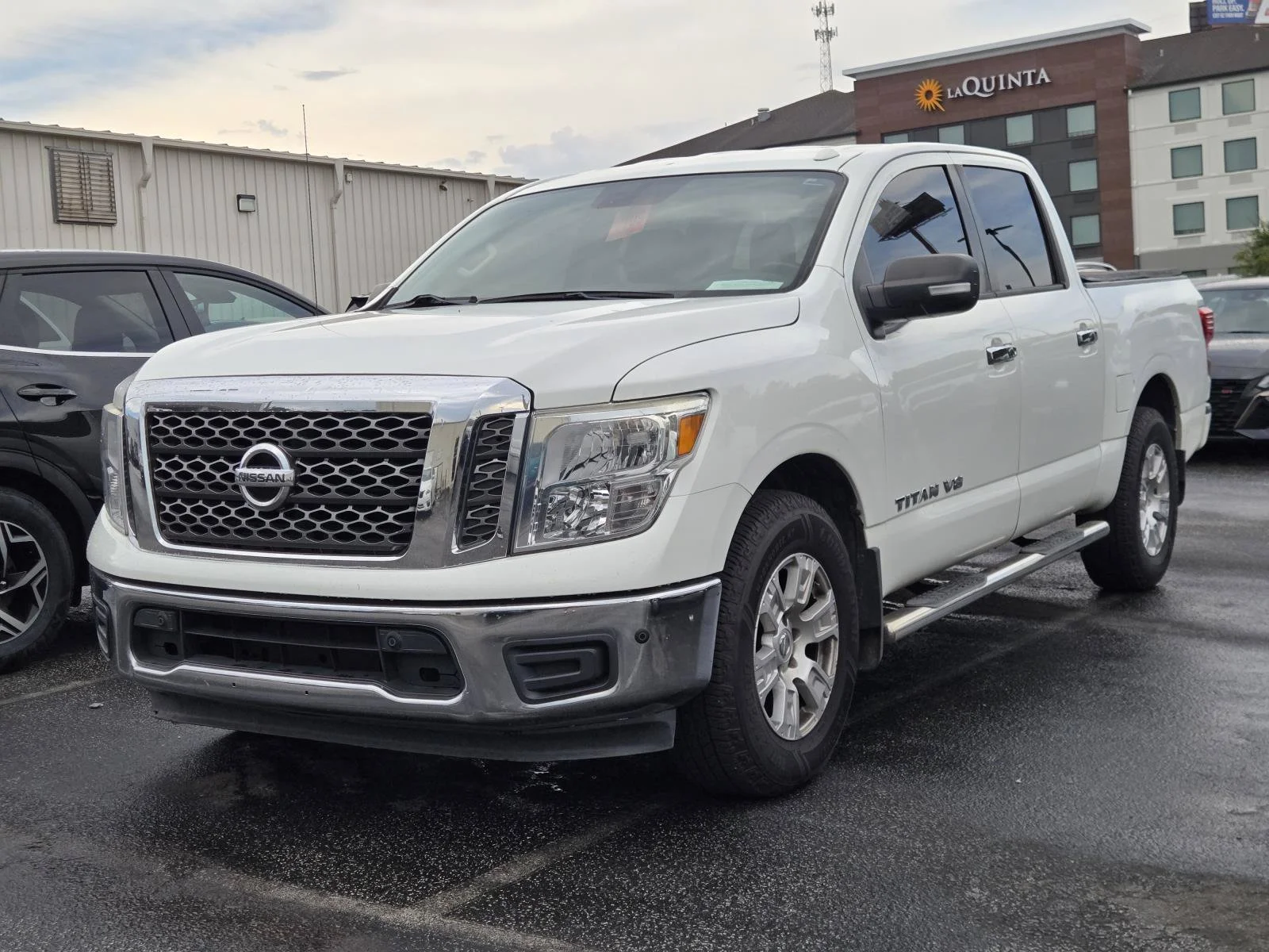 Used 2018 Glacier White Nissan SV image 1
