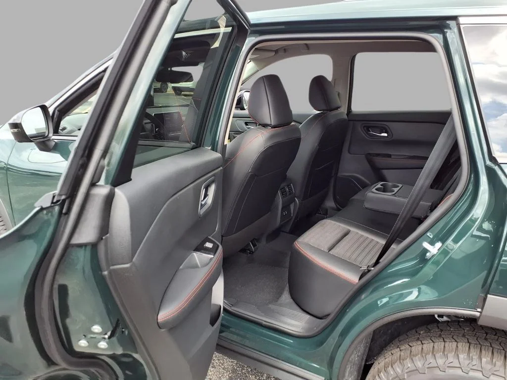 New 2026 Obsidian Green Pearl Nissan Rock Creek® image 23