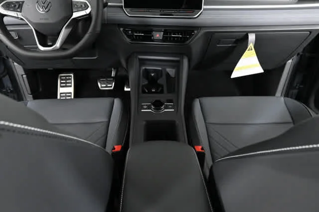 New 2026 Platinum Gray Metallic Volkswagen SE R-Line Black image 20