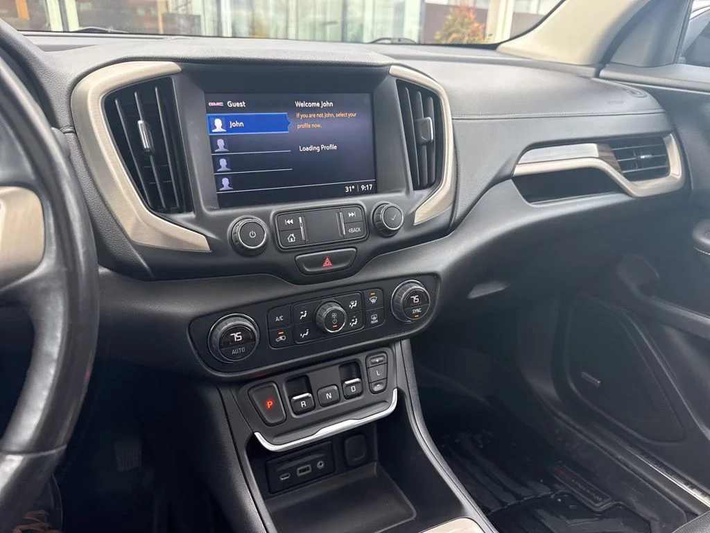 Used 2020 Gray GMC Denali image 13