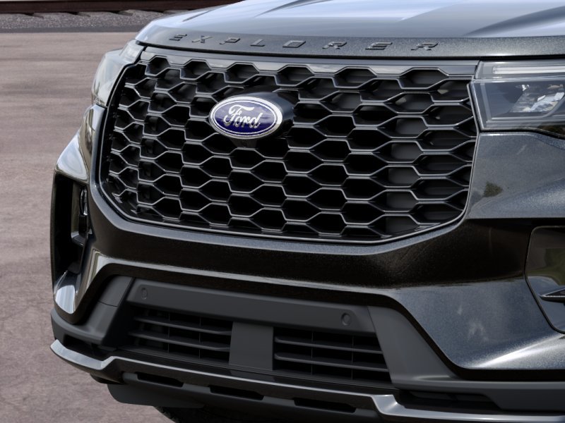 New 2027 Agate Black Metallic Ford ST-Line image 17