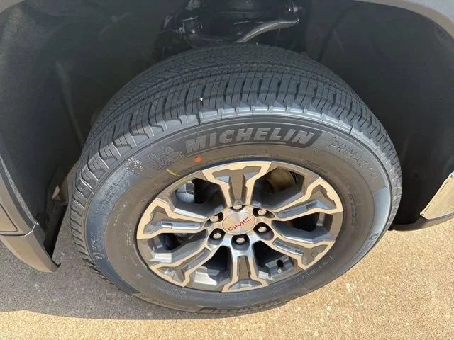 New 2026 Summit White GMC SLE image 55