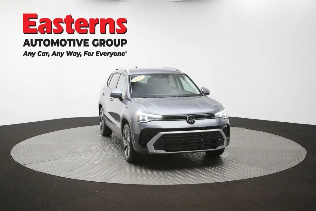 Used 2025 Gray Volkswagen 1.5T SE image 49
