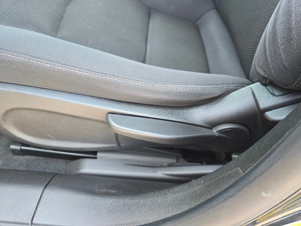 Used 2016 Black Granite Metallic Chevrolet LT image 16