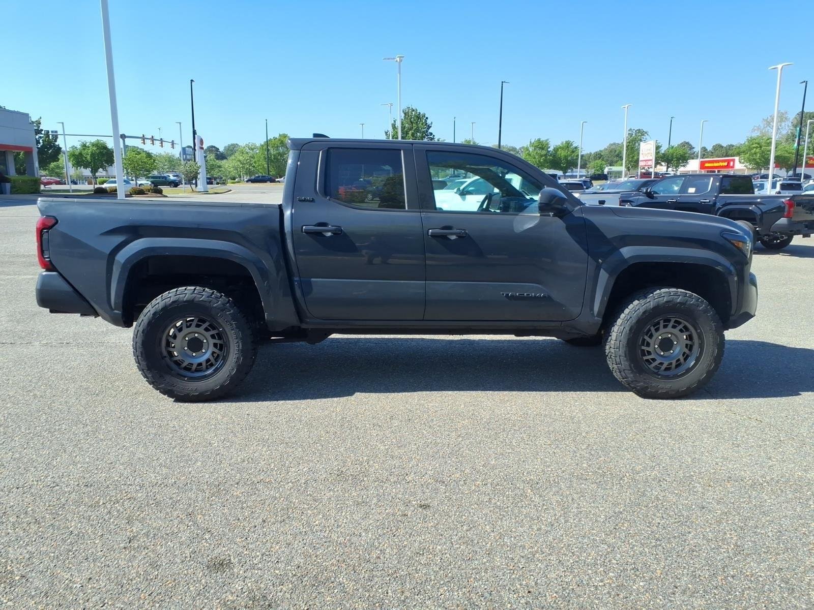 Used 2024 Underground Toyota SR5 image 4