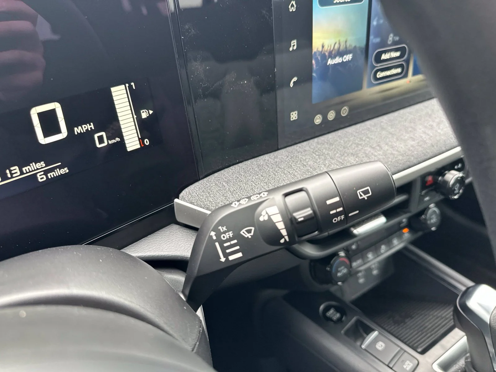 New 2027 Gun Metallic Nissan SV image 38