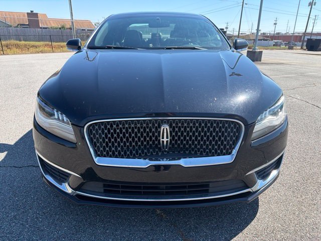 Used 2018 Black Lincoln Premiere image 7