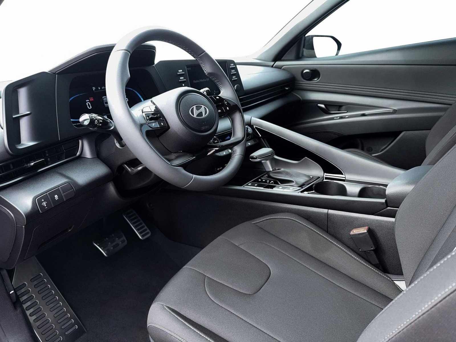 New 2026 Serenity White Hyundai SEL Sport image 14