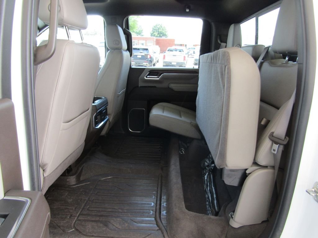 Used 2025 White GMC SLT image 40