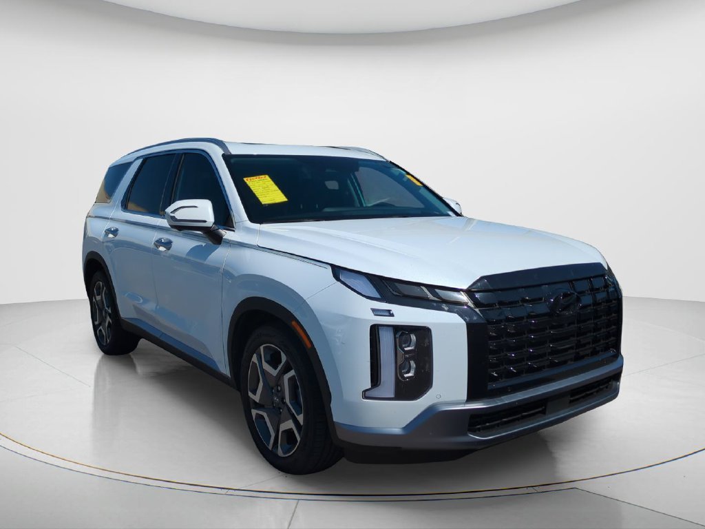 Used 2024 White Hyundai Limited image 2