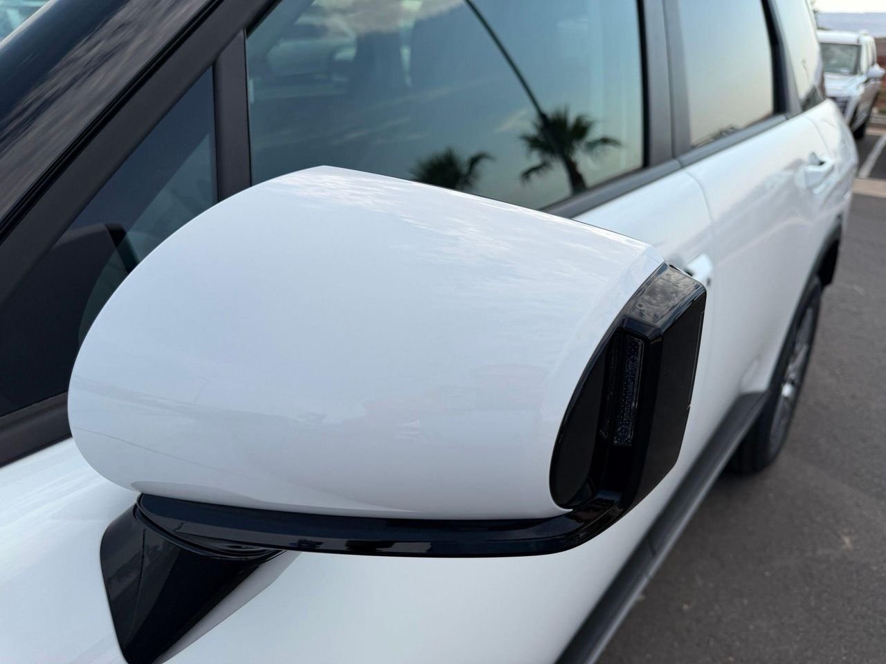 New 2027 White Hyundai SEL image 15