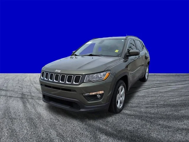 Certified Used 2020 Olive Green Pearlcoat Jeep Latitude image 8