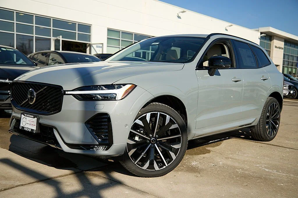 New 2026 Vapour Grey Volvo Ultra image 2