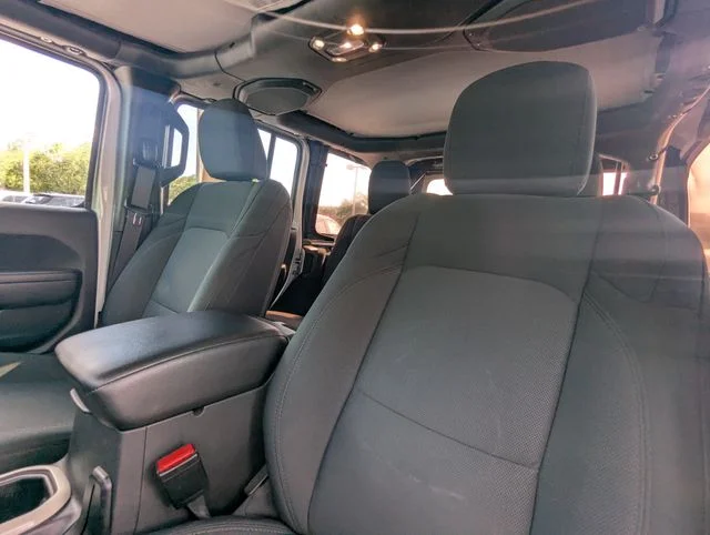 Certified Used 2022 Silver Jeep Unlimited Sport S image 23