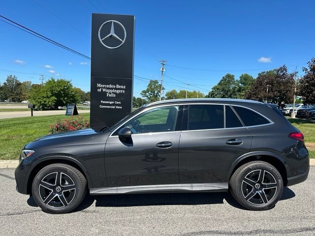 New 2026 Graphite Grey Metallic Mercedes-Benz GLC 300 image 39