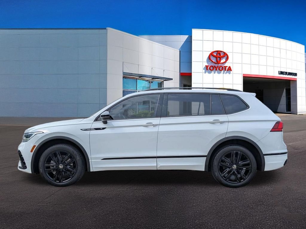 Used 2022 White Volkswagen 2.0T SE R-Line Black image 14