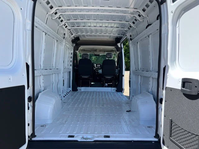 Used 2025 White Ram High Roof image 33