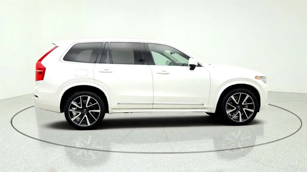 Used 2023 Crystal White Metallic Volvo B6 AWD Plus 6P w/ 21