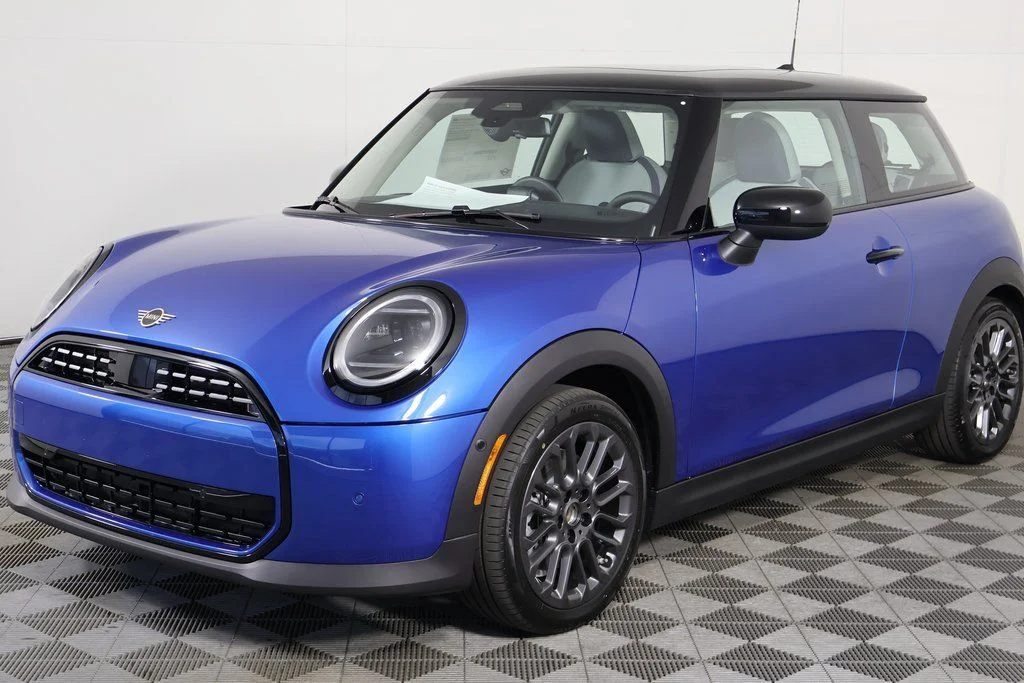 2026 MINI Hardtop's photo